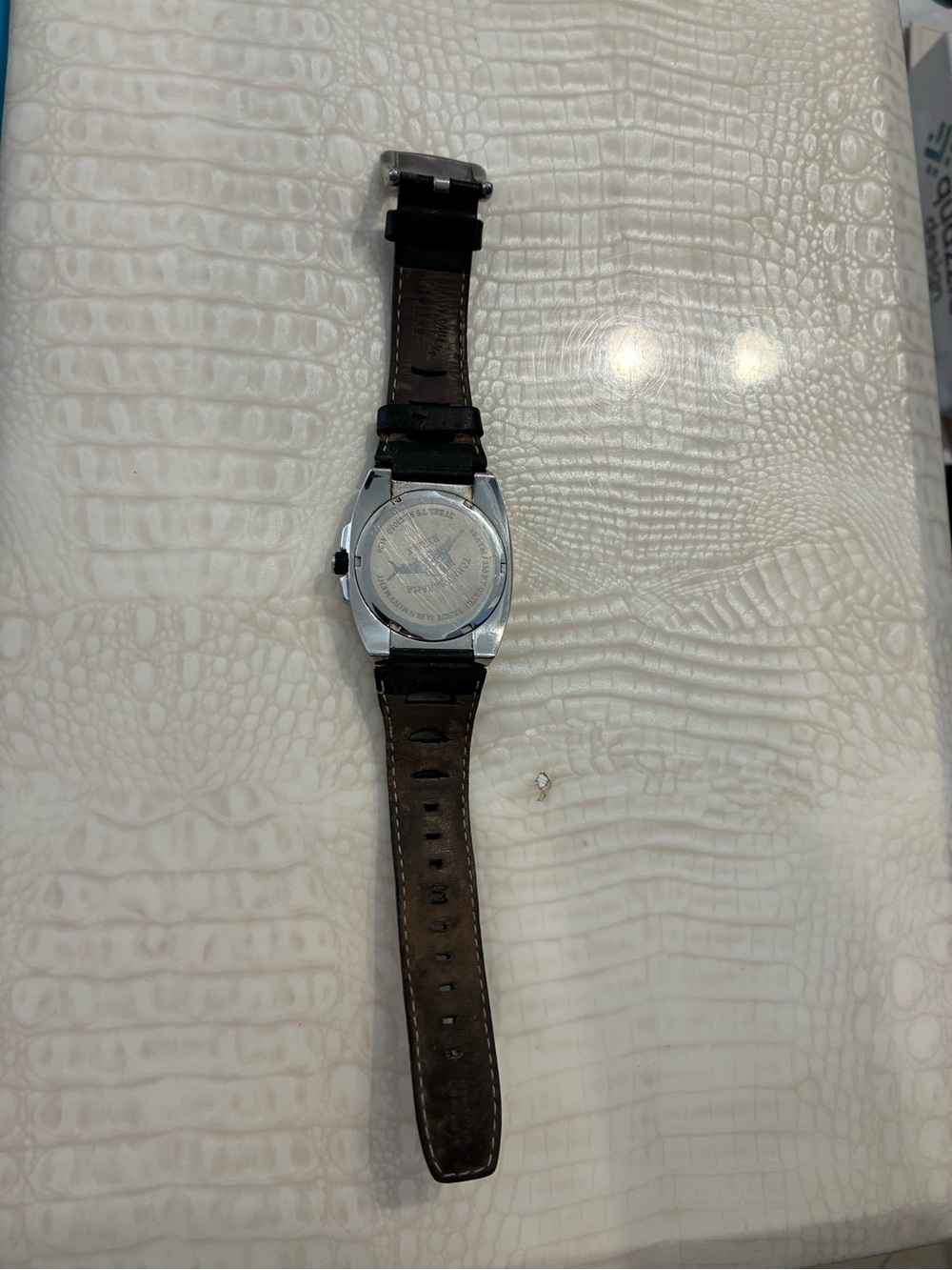 Tommy Bahama Black and Silver Dive-Style Watch - Picture 7 of 11